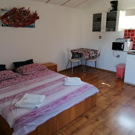 Nice Studio Near Centar+Free Parking Rovinj Exteriör bild
